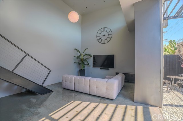 MLS #SR25177129 image #6