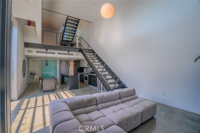 MLS #SR25177129 image #7