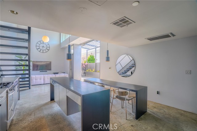 MLS #SR25177233 image #6