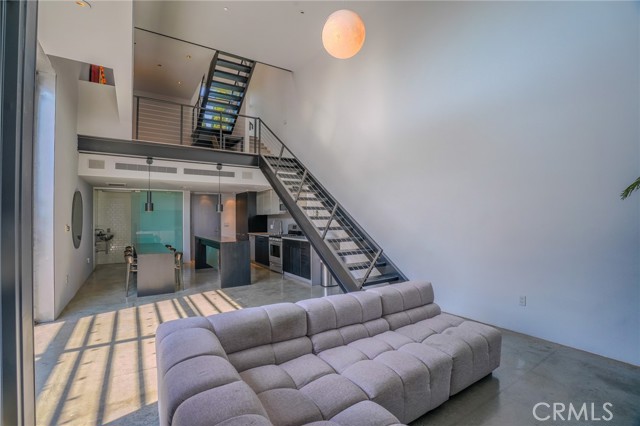 MLS #SR25177233 image #8