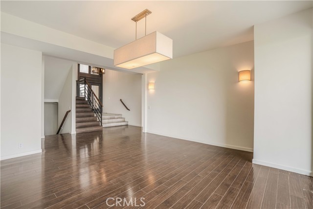 MLS #SR25177300 image #6