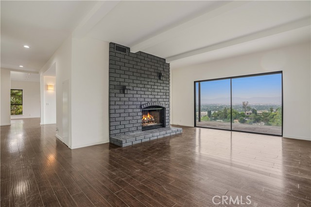 MLS #SR25177300 image #9