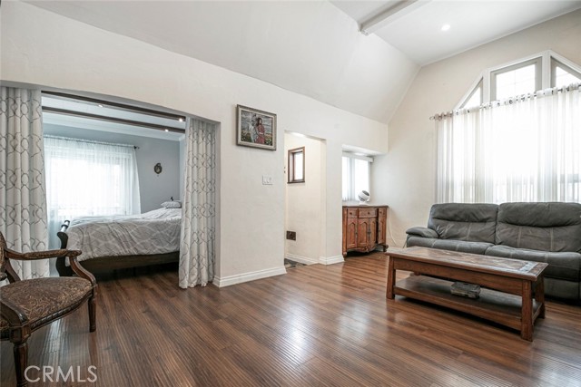 MLS #SR25177315 image #10