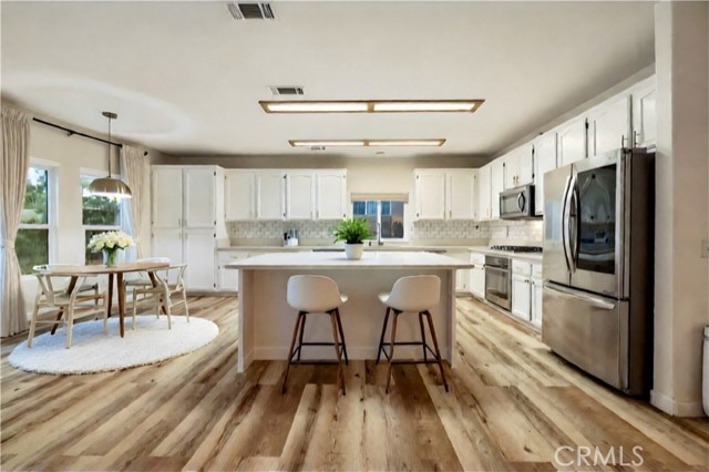 MLS #SR25178122 image #9