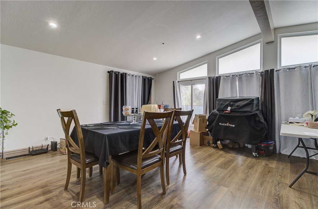 MLS #SR25178393 image #2