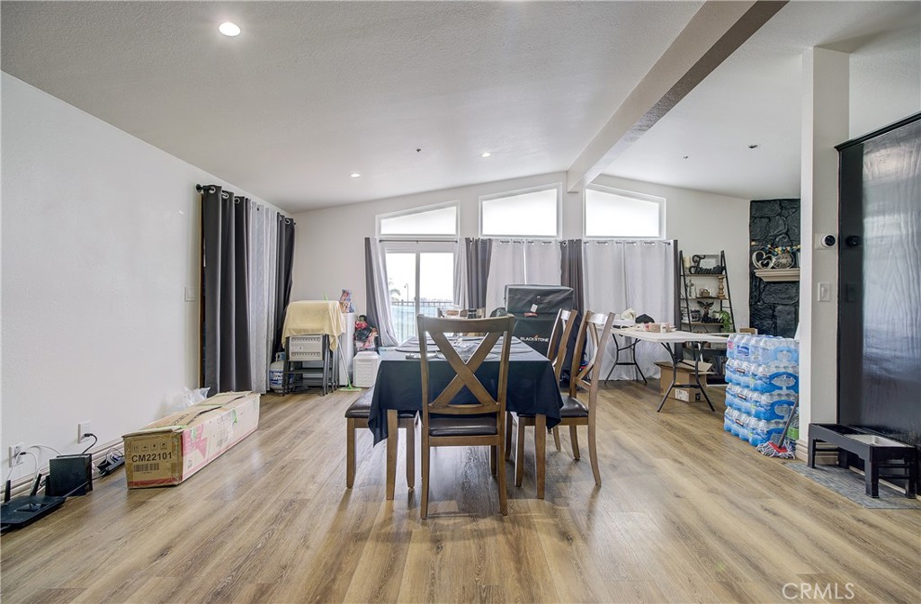 MLS #SR25178393 image #4