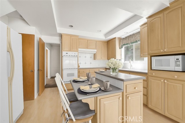 MLS #SR25178557 image #2