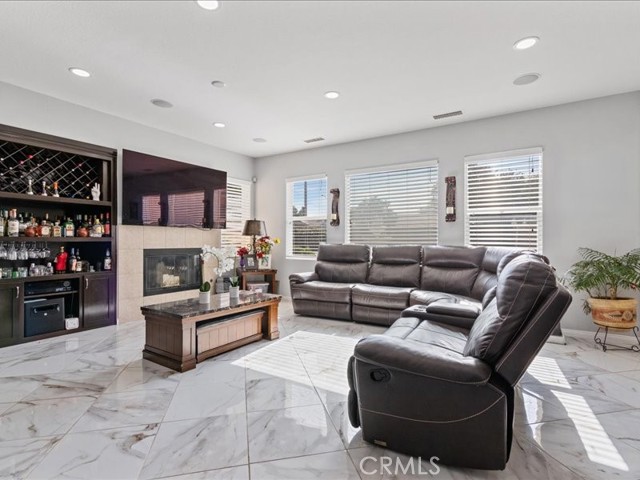 MLS #SR25178766 image #12