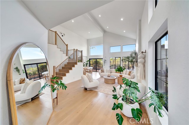 MLS #SR25178781 image #9