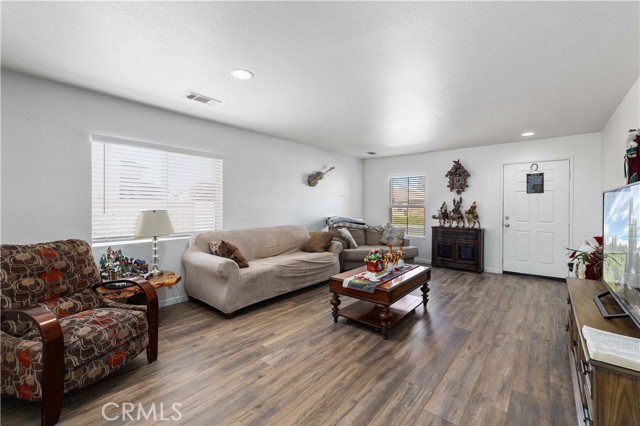 MLS #SR25178817 image #2