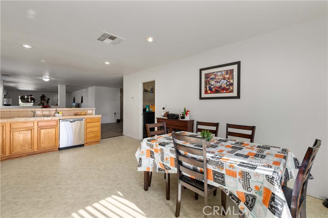 MLS #SR25178817 image #9