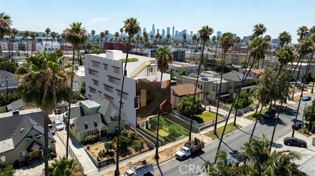 MLS #SR25179028 image #1