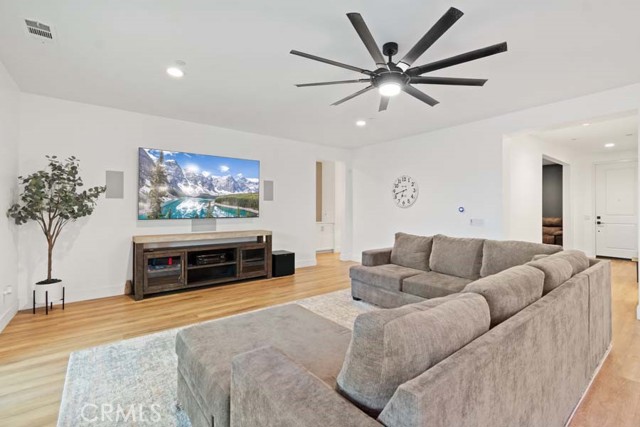 MLS #SR25180054 image #17