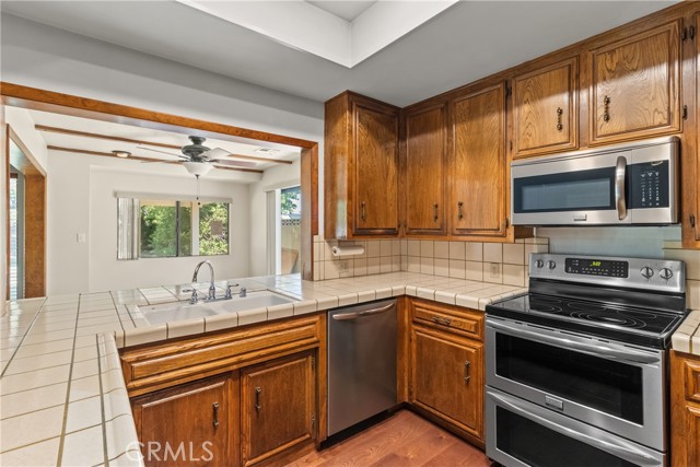 MLS #SR25180269 image #2
