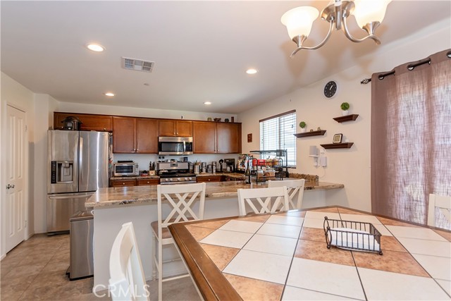 MLS #SR25180594 image #9