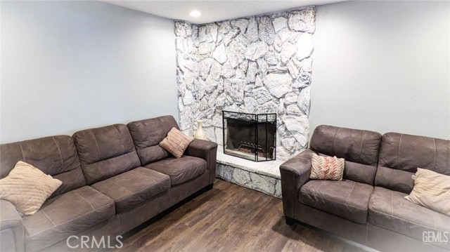 MLS #SR25180691 image #7