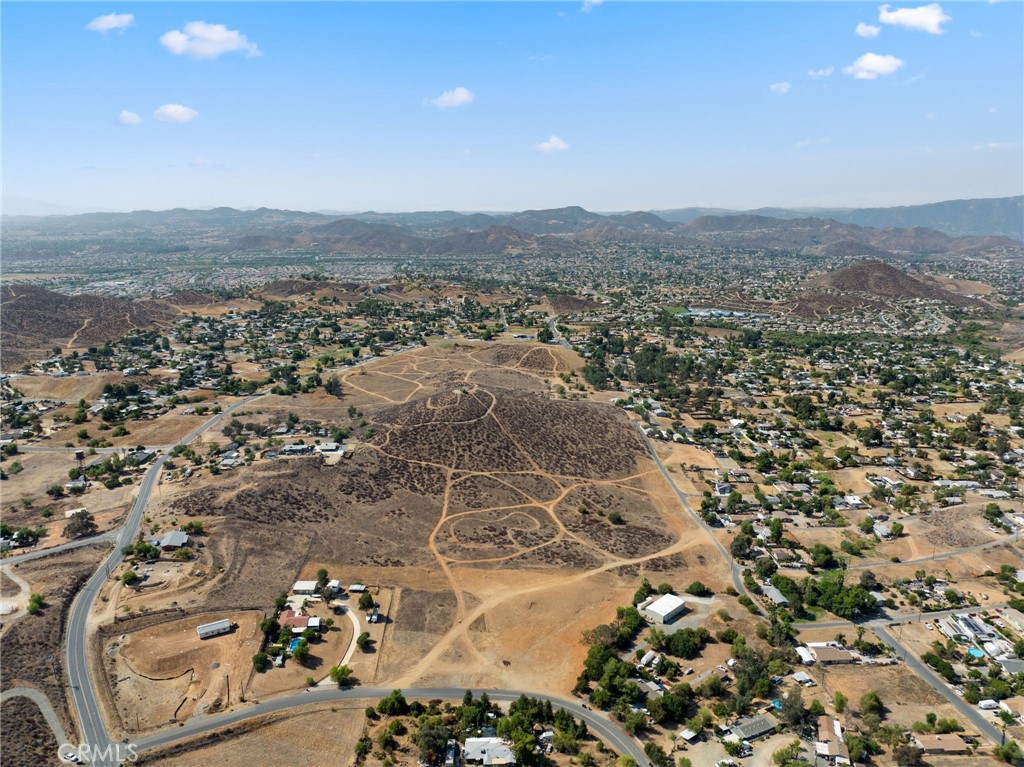 MLS #SR25181285 image #14