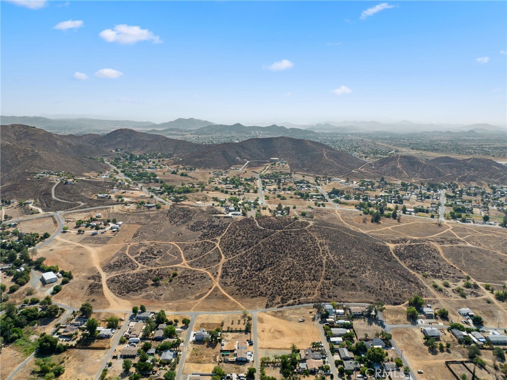 MLS #SR25181285 image #8