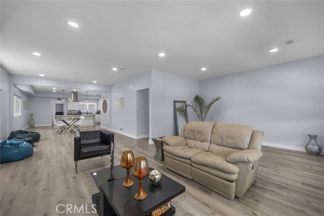 MLS #SR25181881 image #4