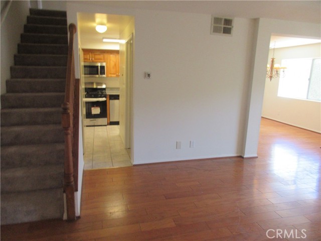 MLS #SR25182153 image #6