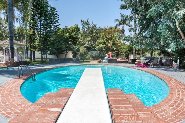 MLS #SR25182180 image #5