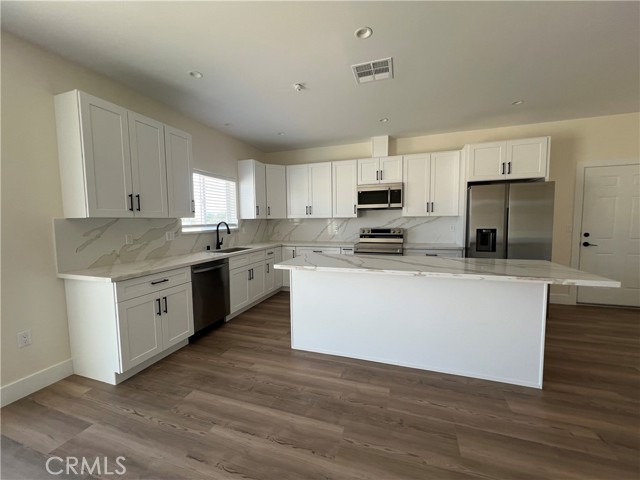 MLS #SR25182365 image #8