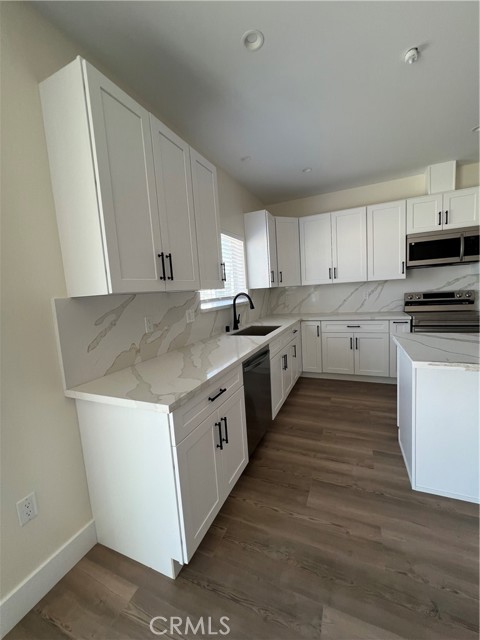 MLS #SR25182365 image #9