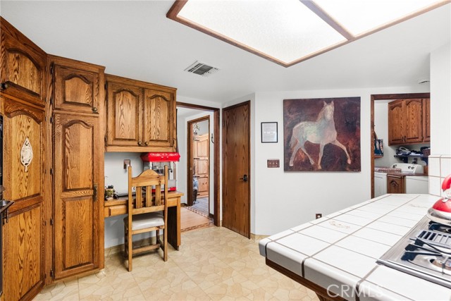MLS #SR25182463 image #5