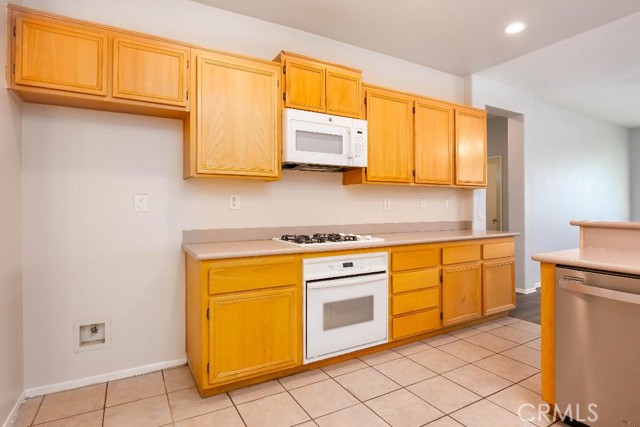 MLS #SR25182478 image #8