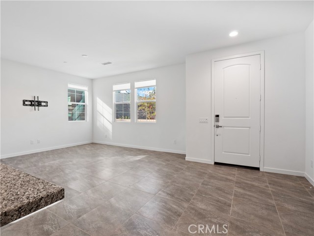 MLS #SR25182566 image #3