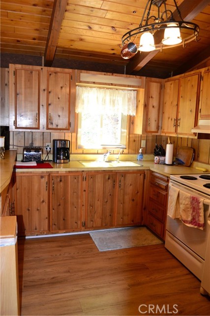 MLS #SR25182718 image #10