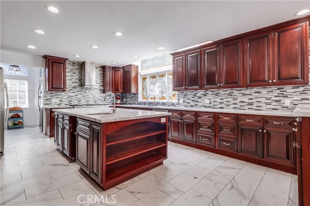 MLS #SR25182864 image #7