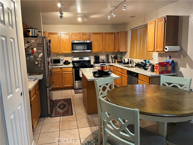 MLS #SR25183221 image #3