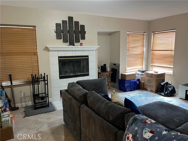 MLS #SR25183221 image #4