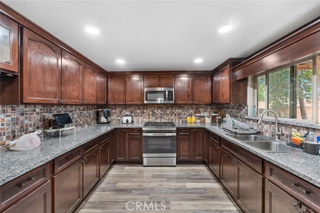 MLS #SR25183294 image #4