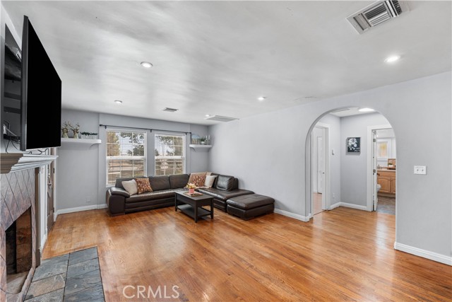 MLS #SR25183460 image #15