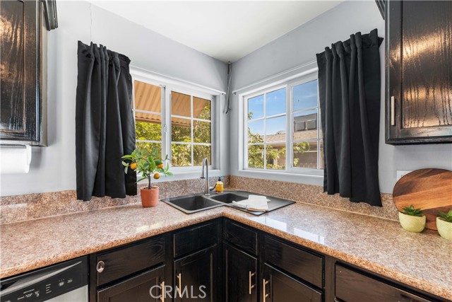 MLS #SR25183460 image #8