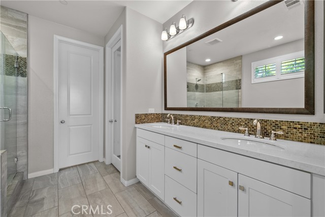MLS #SR25183609 image #12