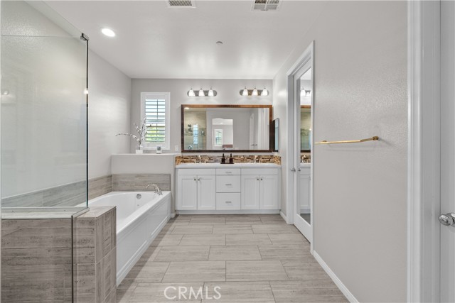 MLS #SR25183609 image #17