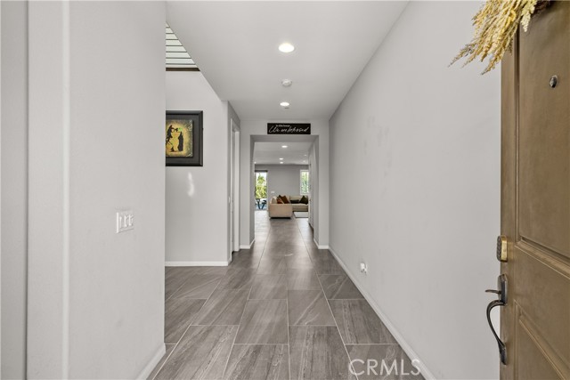 MLS #SR25183609 image #2