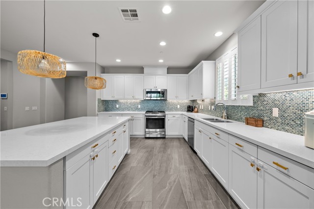 MLS #SR25183609 image #4