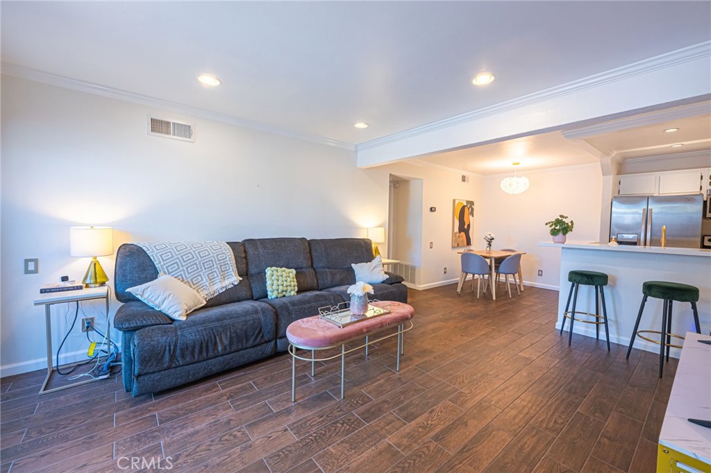 MLS #SR25183659 image #14