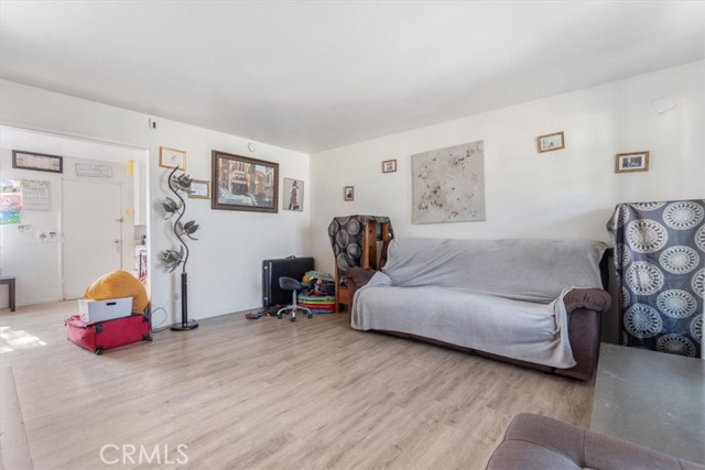 MLS #SR25183793 image #2