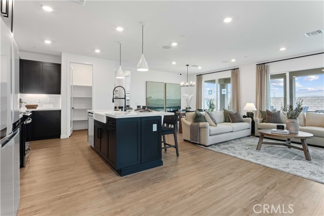 MLS #SR25183906 image #4