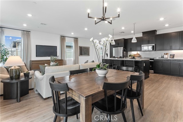 MLS #SR25183906 image #5
