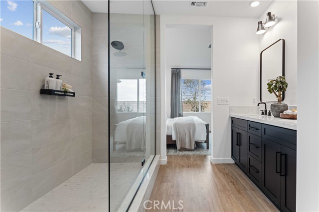 MLS #SR25183906 image #9