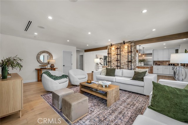 MLS #SR25184130 image #3