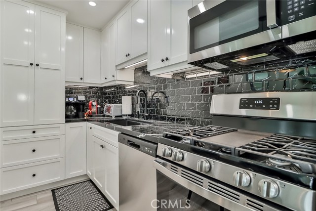 MLS #SR25184352 image #9
