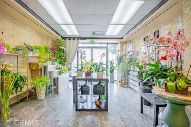 MLS #SR25184618 image #1