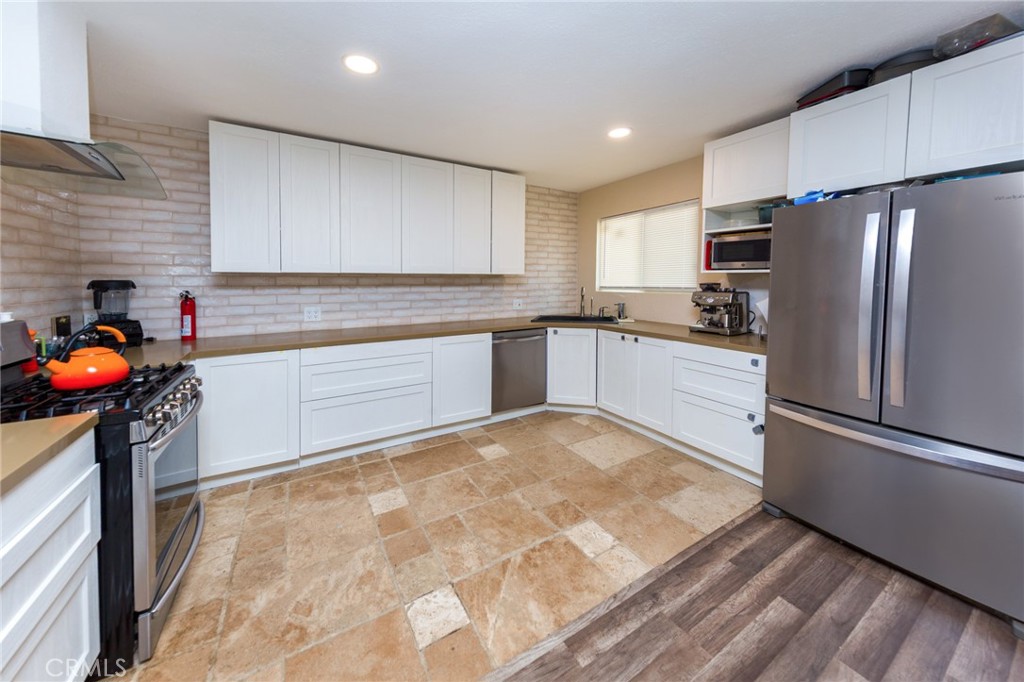 MLS #SR25184816 image #6